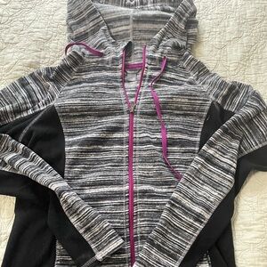 Eddie Bauer women’s hooded full zip fleece